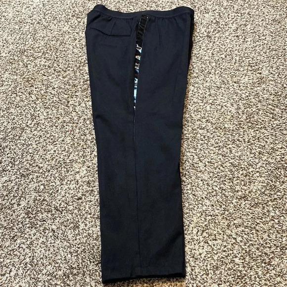 Helmut Lang 100% Wool Crop Black Pants with Side Tape Detailing - Picture 2 of 9